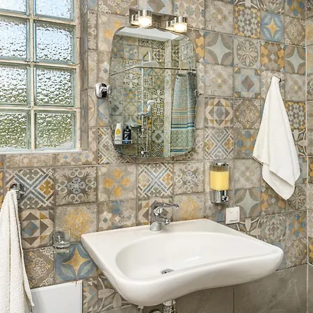 Danai House 3 Apartament *